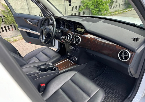 Mercedes-Benz GLK cena 77999 przebieg: 185000, rok produkcji 2015 z Łęczna małe 106